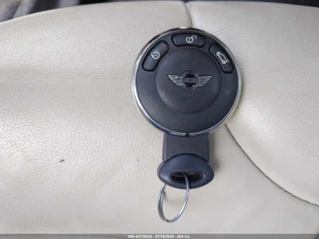 2011 MINI COOPER S WMWSV3C50BTY10455 Photo 10