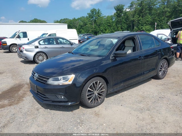 3VWD17AJ4GM376395 Volkswagen 1.8t