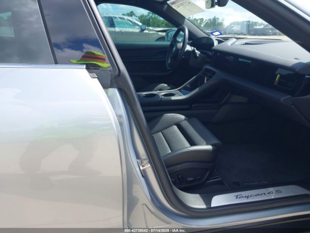 2020 PORSCHE TAYCAN WP0AB2Y10LSA52585 Photo 4