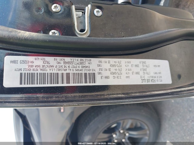 RAM 1500 2018 1C6RR7MT7JS268468 Image 9