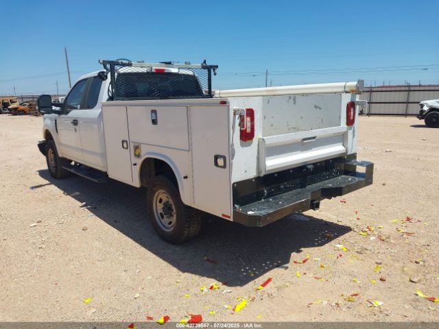 2018 FORD F-250 1FD7X2B66JEC48101 Photo 2