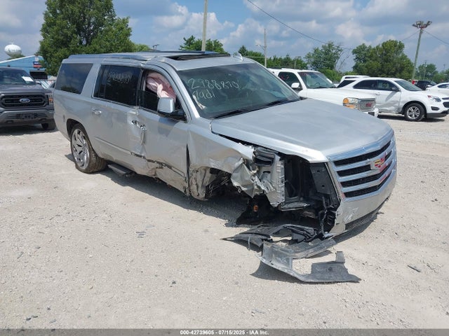 2017 CADILLAC ESCALADE ESV 1GYS4HKJ7HR187899 Photo 0