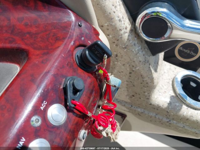 2013 SOUTHBAY 925E12 PONTOON 27 FOOT FRU23342F213 Photo 10