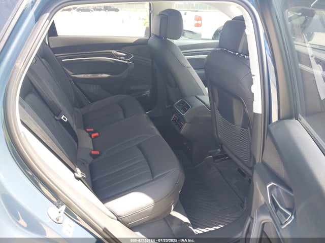Audi Q8 2024 WA15AAGE1RB051528 Image 7
