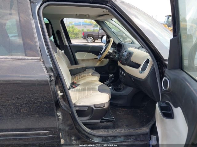 2014 FIAT 500L ZFBCFABH8EZ001343 Photo 4