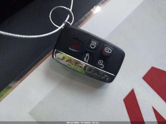 2018 JAGUAR F-PACE SADCJ2FX6JA351151 Photo 10