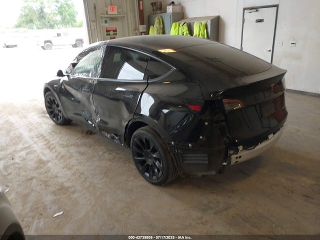 7SAYGDEE1PA165531 Tesla Model Y