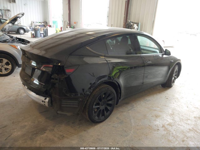 7SAYGDEE1PA165531 Tesla Model Y