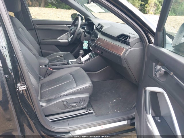 2020 AUDI Q3 WA1EECF38L1009399 Photo 4