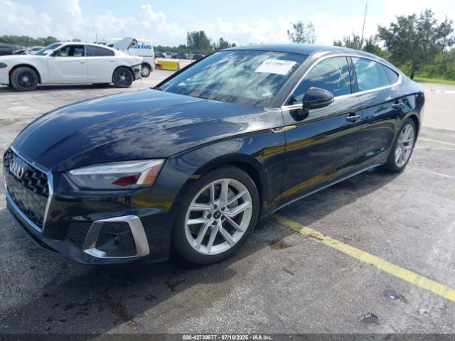 2024 AUDI A5 SPORTBACK WAUFACF52RA010142 Photo 1