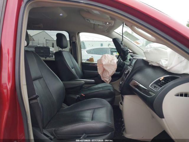 2011 CHRYSLER TOWN & COUNTRY 2A4RR8DG5BR655924 Photo 4