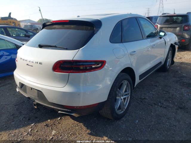2017 PORSCHE MACAN WP1AA2A52HLB83109 Photo 3