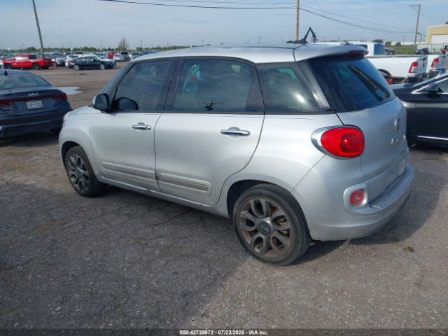 2014 FIAT 500L ZFBCFACH6EZ014106 Photo 2