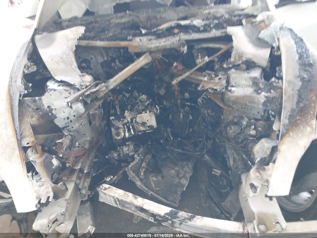 2023 TESLA MODEL 3 5YJ3E1EA2PF609446 Photo 9