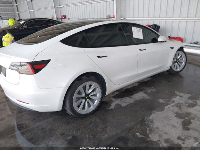 2023 TESLA MODEL 3 5YJ3E1EA2PF609446 Photo 3