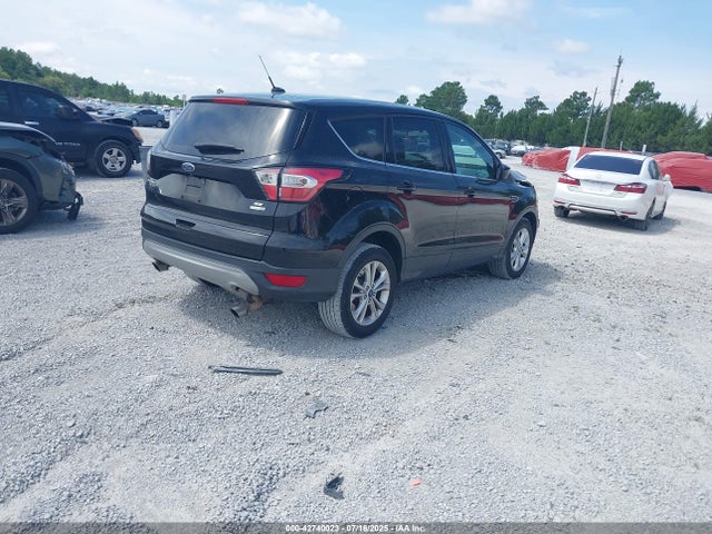 1FMCU9G98HUD29717 Ford 2017