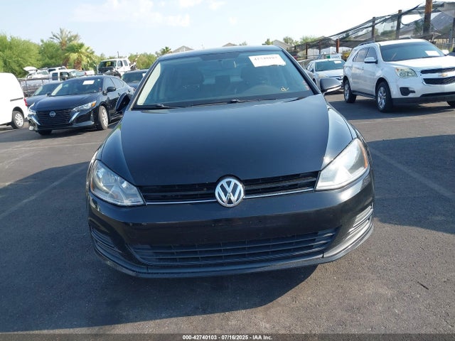 3VW217AU6FM078415 Volkswagen 2015