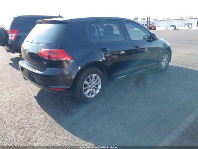 3VW217AU6FM078415 Volkswagen 2015