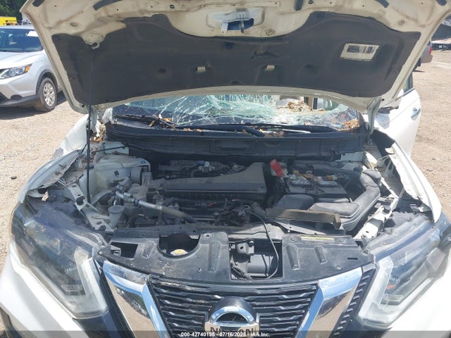 Nissan 2017 2017 5N1AT2MT0HC732081 Image 10