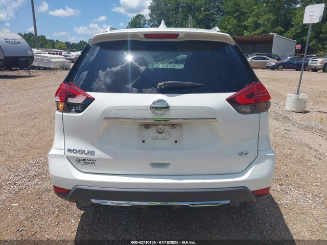 Nissan 2017 2017 5N1AT2MT0HC732081 Image 16