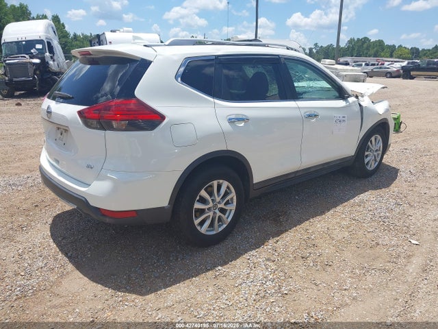 Nissan 2017 2017 5N1AT2MT0HC732081 Image 4