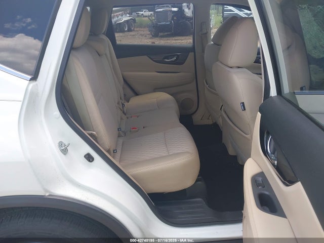 Nissan 2017 2017 5N1AT2MT0HC732081 Image 8