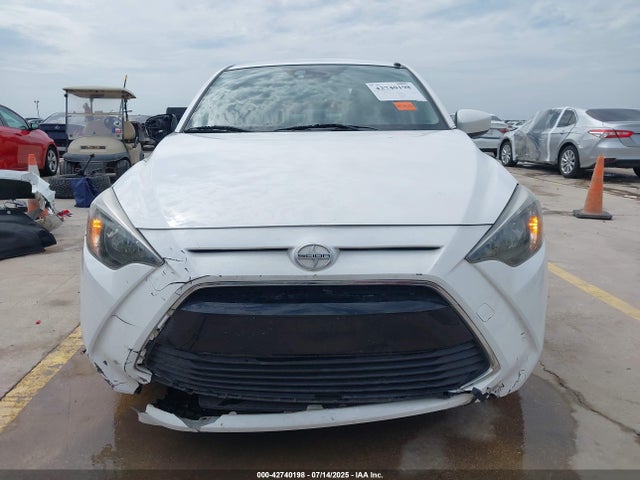 3MYDLBZV2GY129684 Scion p5v