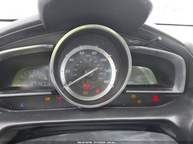 3MYDLBZV2GY129684 Scion p5v