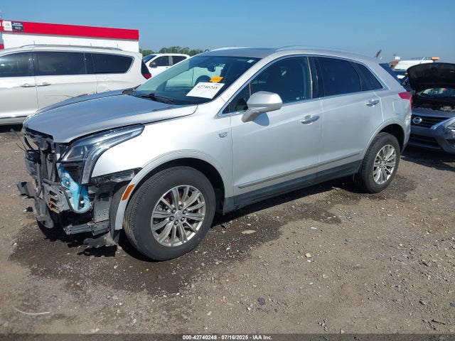 2018 CADILLAC XT5 1GYKNDRS5JZ199835 Photo 1