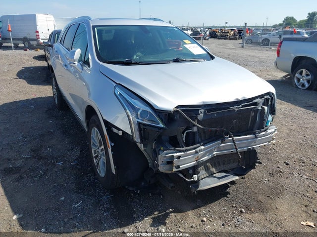 2018 CADILLAC XT5 1GYKNDRS5JZ199835 Photo 5
