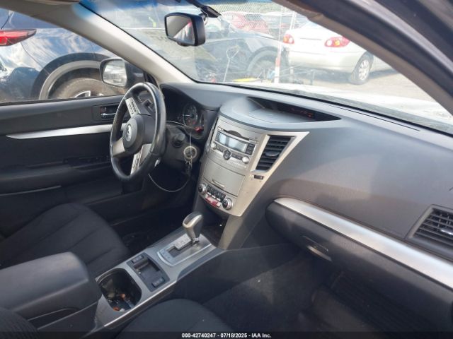 2010 SUBARU LEGACY 4S3BMBG60A3239194 Photo 4
