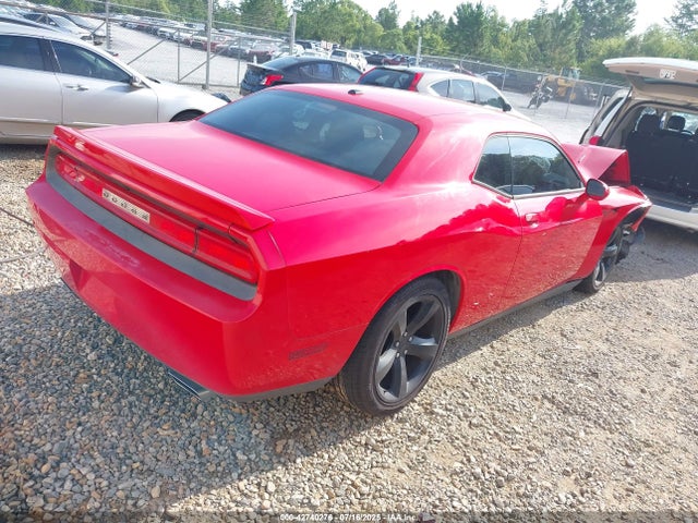 2C3CDYBT2EH311301 Dodge Challenger
