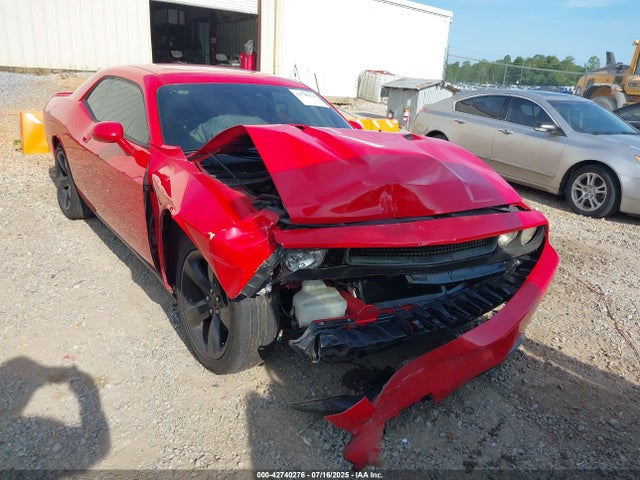 2C3CDYBT2EH311301 Dodge Challenger