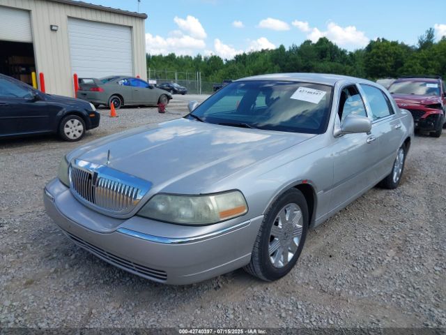 2004 LINCOLN TOWN CAR 1LNHM83WX4Y669949 Photo 5