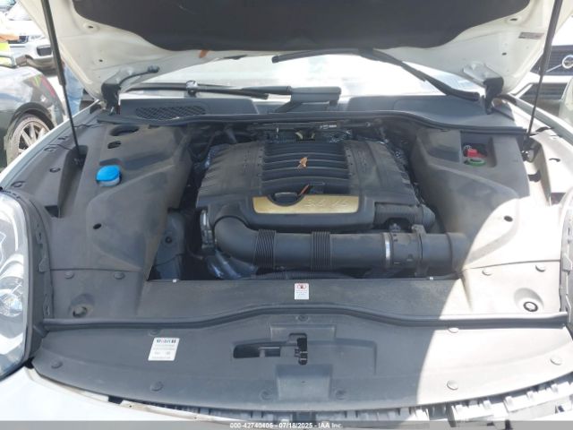 2017 PORSCHE CAYENNE WP1AA2A2XHKA87790 Photo 9