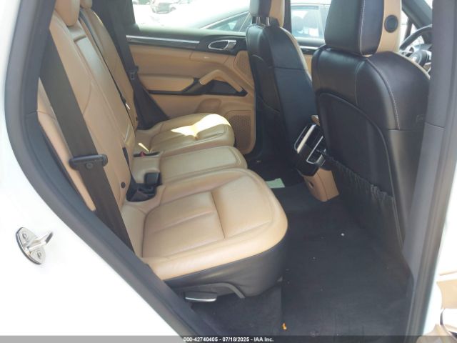 2017 PORSCHE CAYENNE WP1AA2A2XHKA87790 Photo 7