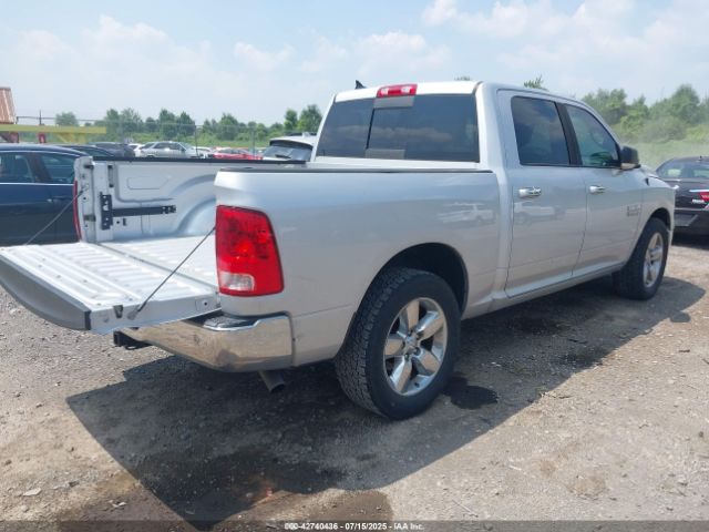 2016 RAM 1500 1C6RR6LG9GS209994 Photo 3
