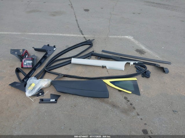 5YJ3E1EB4NF113151 Tesla MODEL 3