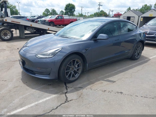 5YJ3E1EB4NF113151 Tesla MODEL 3