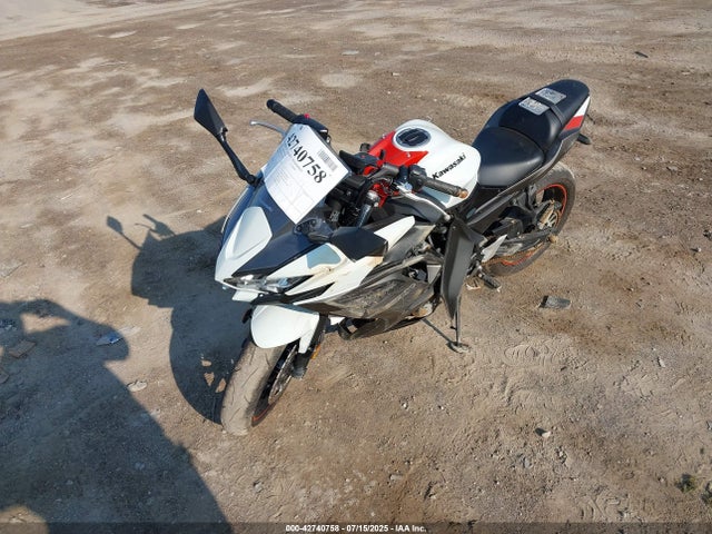 Kawasaki Ninja 650 2023 ML5EXER15PDA95536 Image 2