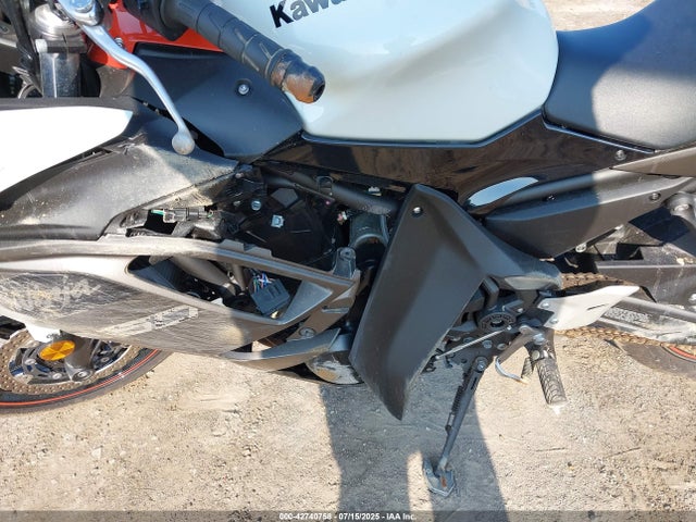 Kawasaki Ninja 650 2023 ML5EXER15PDA95536 Image 9