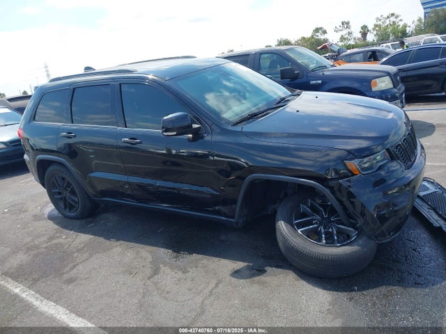 Jeep Grand Cherokee 2017 1C4RJEBG7HC845983 Image 13