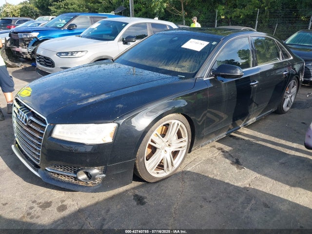 2016 AUDI A8 L WAU43AFD1GN011978 Photo 1