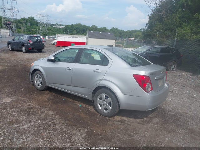 1G1JA5SH1F4166541 Chevrolet luw