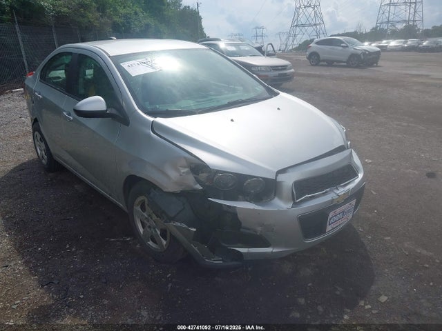 1G1JA5SH1F4166541 Chevrolet luw