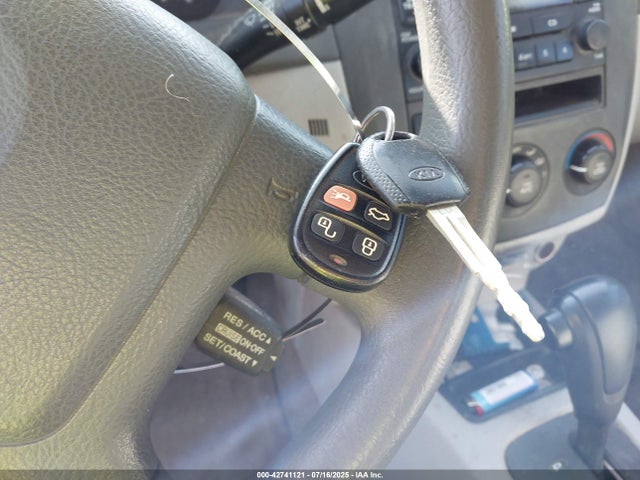 Продаж на аукціоні авто 2006 Kia Spectra Ex/lx/sx, vin: KNAFE121565352197, номер лоту: 42741121