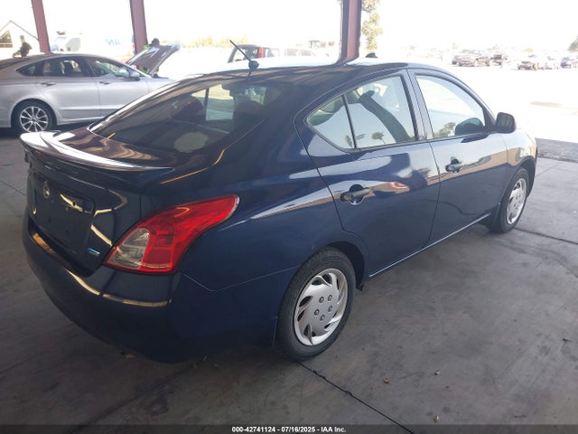 3N1CN7AP0EL806095 Nissan 2014