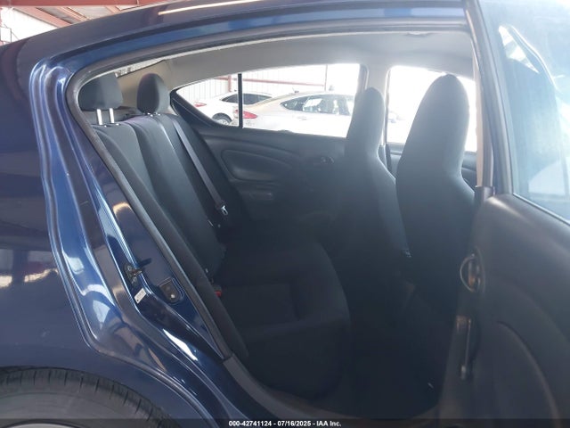 3N1CN7AP0EL806095 Nissan 2014