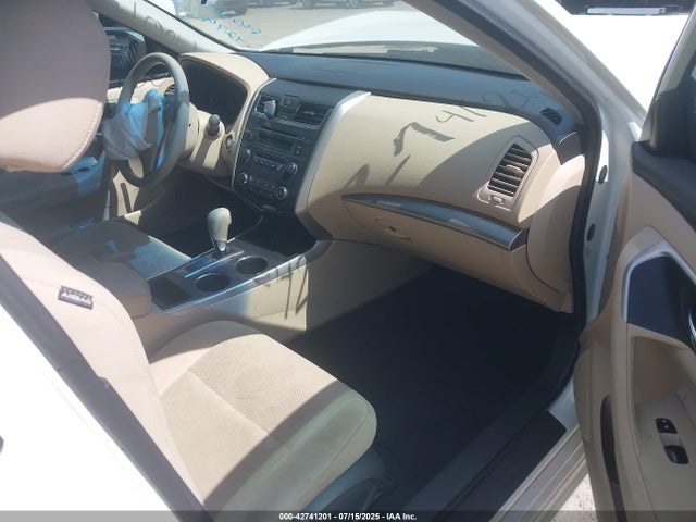 1N4AL3AP6FN907264 Nissan 2015