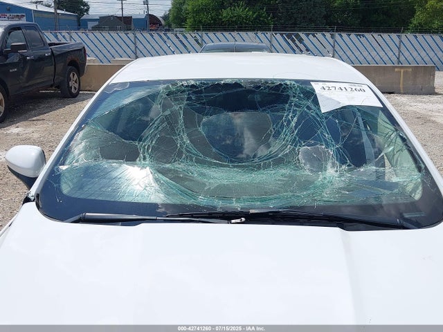 3FA6P0H7XJR190467 Ford 2018
